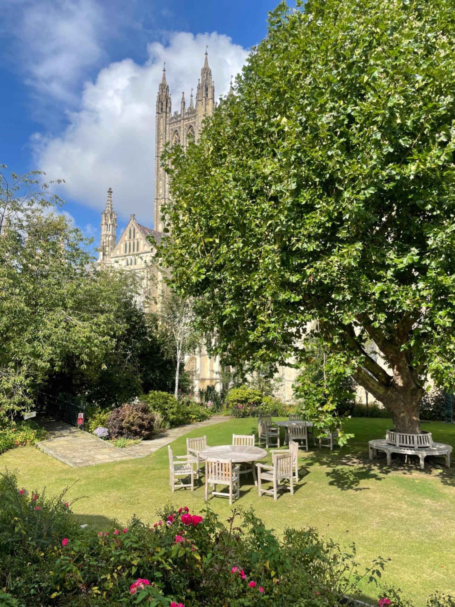 Canterbury Cathedral Lodge Екстериор снимка