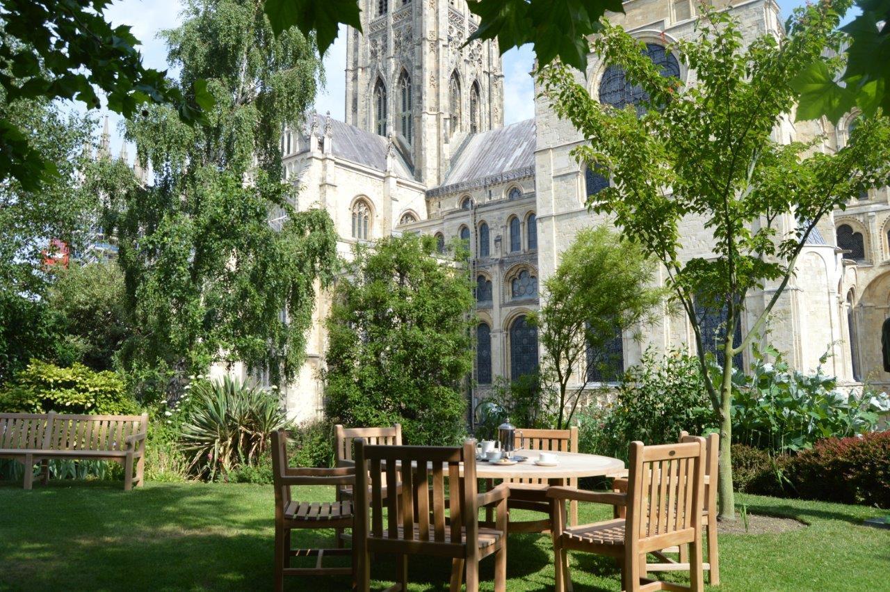 Canterbury Cathedral Lodge Екстериор снимка